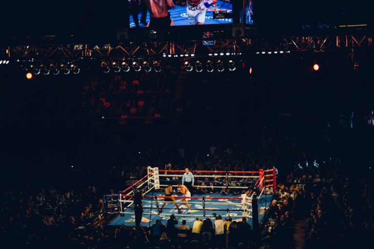 How Long Is a Round in Boxing - Straightforward Explanation